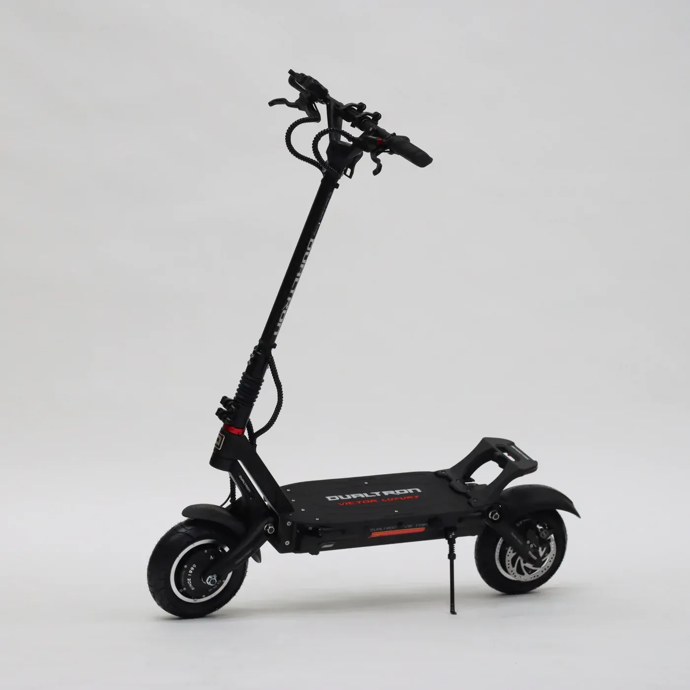 Victor Luxury Plus